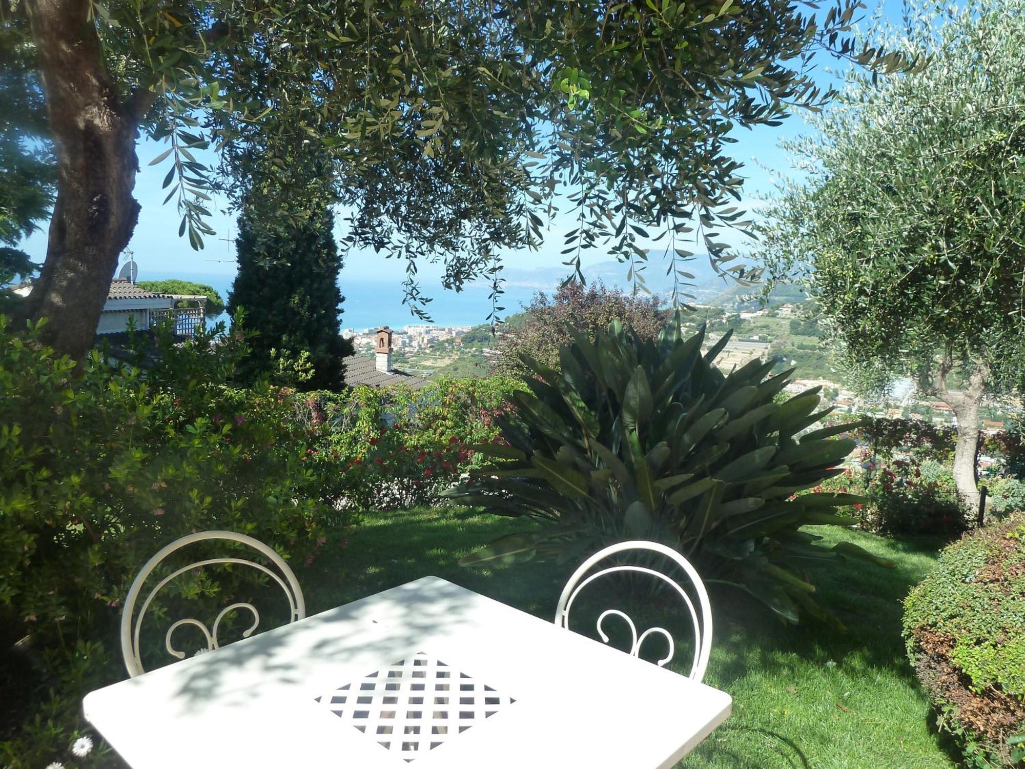 Villa Gaia - Luxury Villa, Pool & Wellness Rooms Bordighera Exteriér fotografie