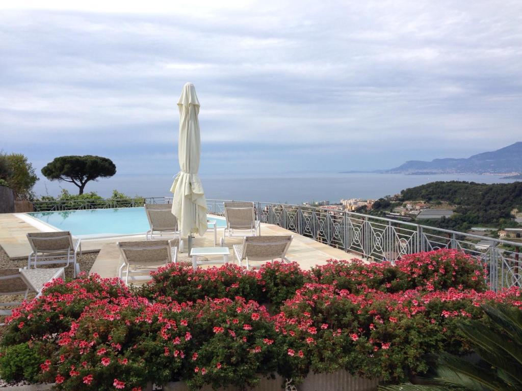 Villa Gaia - Luxury Villa, Pool & Wellness Rooms Bordighera Exteriér fotografie