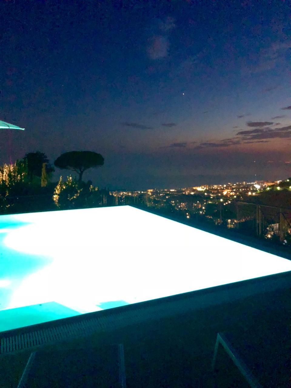Villa Gaia - Luxury Villa, Pool & Wellness Rooms Bordighera Exteriér fotografie